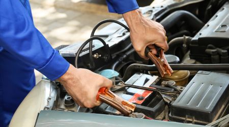 כמה זמן מחזיק מצבר